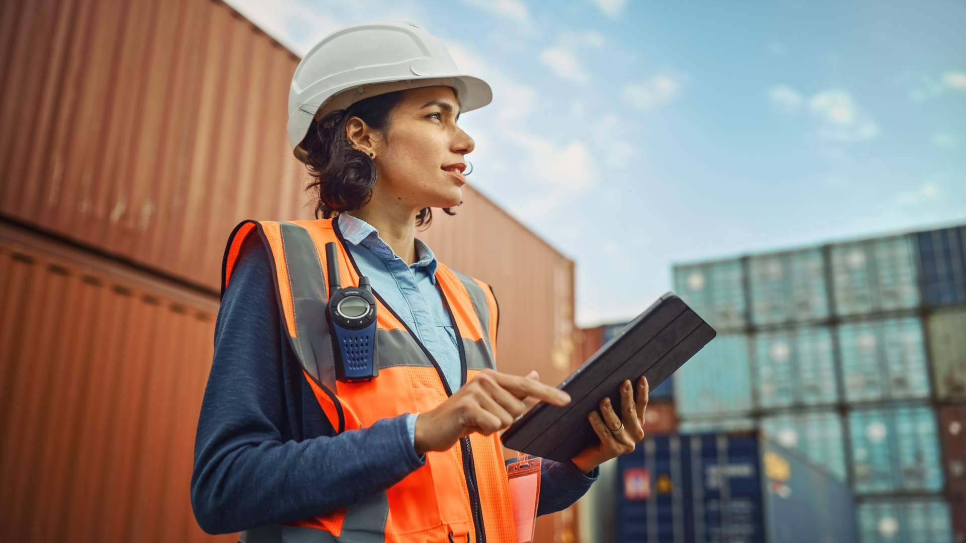 El seguro de carga, ¿cuál es el impacto tributario y su importancia para las empresas importadoras?